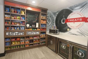 Snack bar