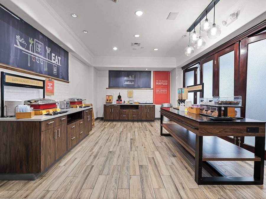 Free daily buffet breakfast