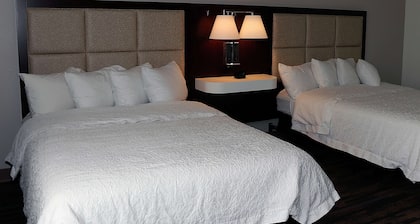 Hampton Inn & Suites Stephenville
