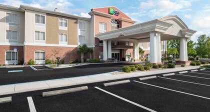 Holiday Inn Express & Suites Spring Hill by IHG