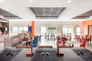 Desayuno buffet incluido todos los días 