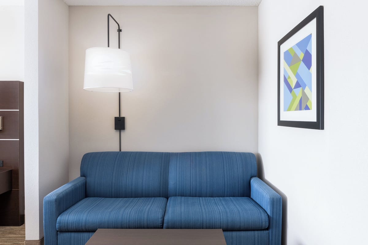 Blackout drapes, iron/ironing board, free cribs/infant beds, free WiFi