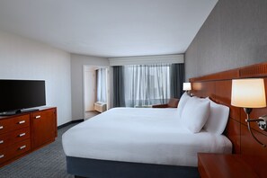 Suite, 1 King Bed with Sofa bed | Premium bedding, individually decorated, individually furnished, desk - Courtyard by Marriott Boise West Meridian (Meridian)
