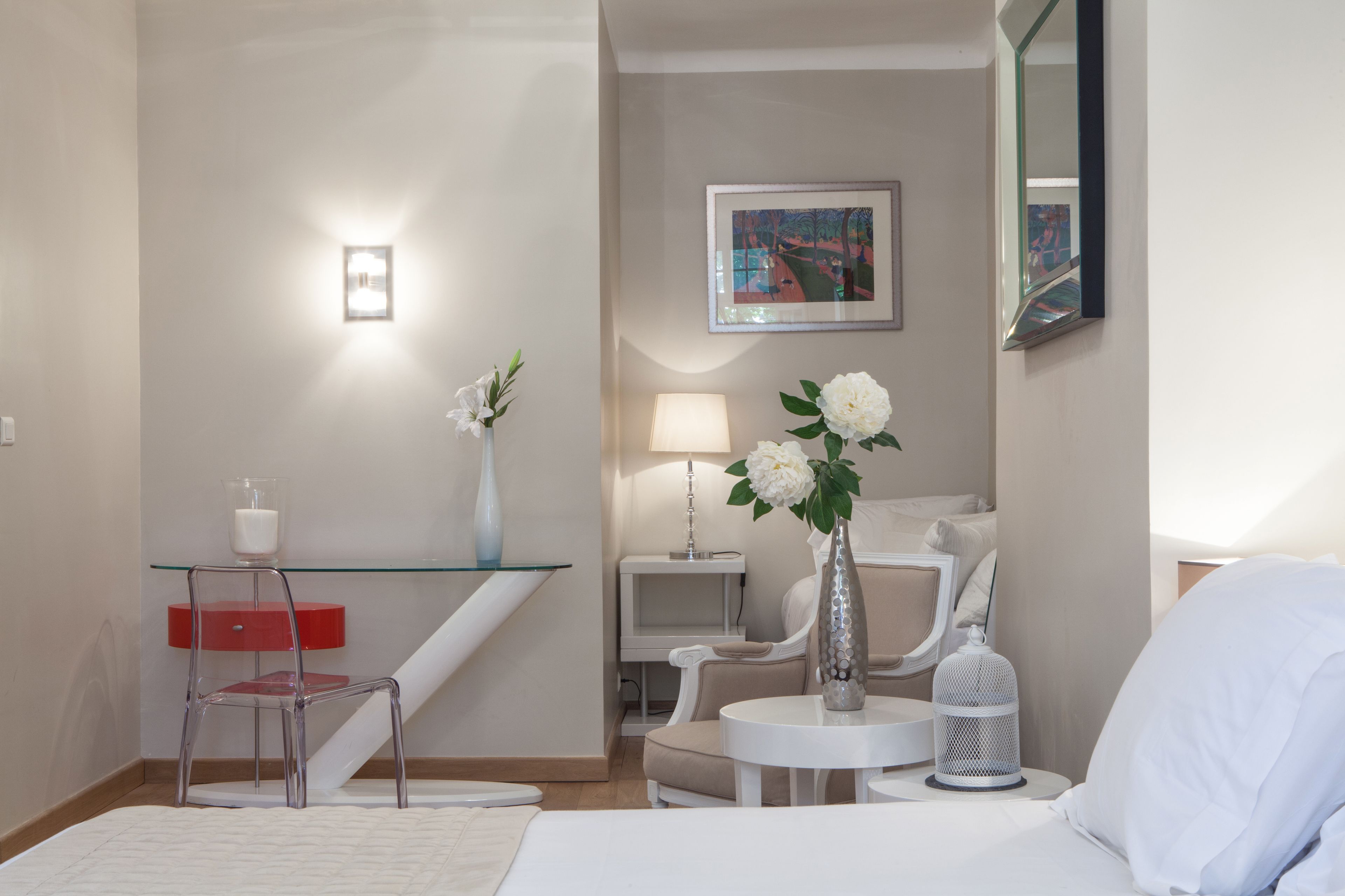suite provençale | premium bedding, pillow-top beds, minibar, in-room safe