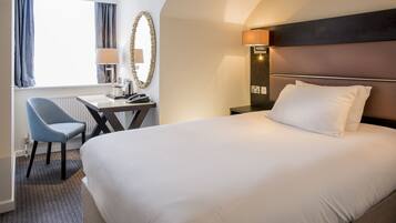 In-room safe, desk, iron/ironing board, free WiFi