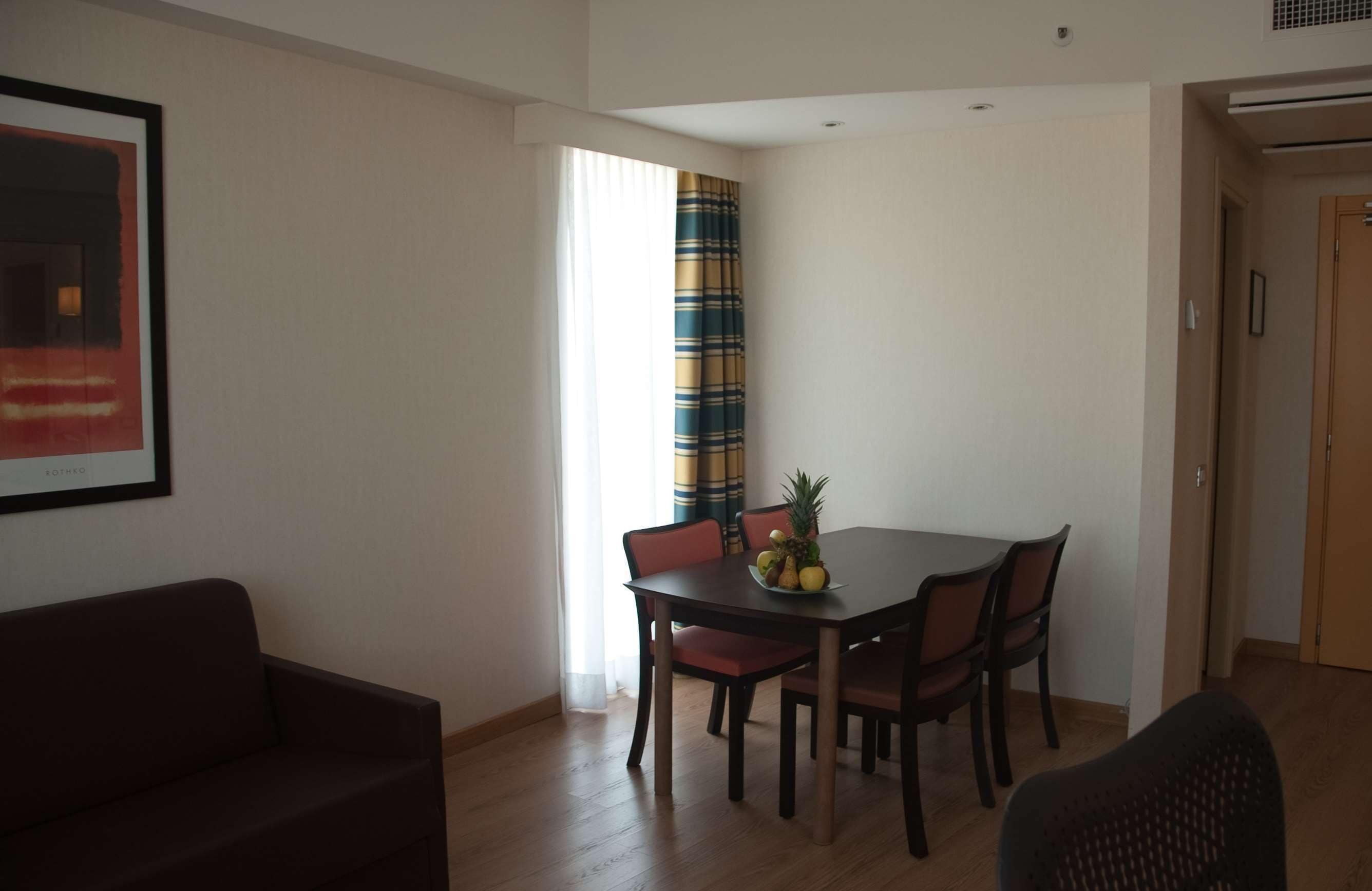 select comfort beds, in-room safe, desk, blackout curtains