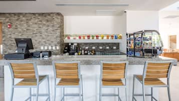 Bar (en la propiedad)