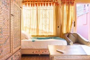 Quadruple Room | In-room safe, blackout drapes, rollaway beds, free WiFi - Riad Zinoun & Spa (Marrakech)