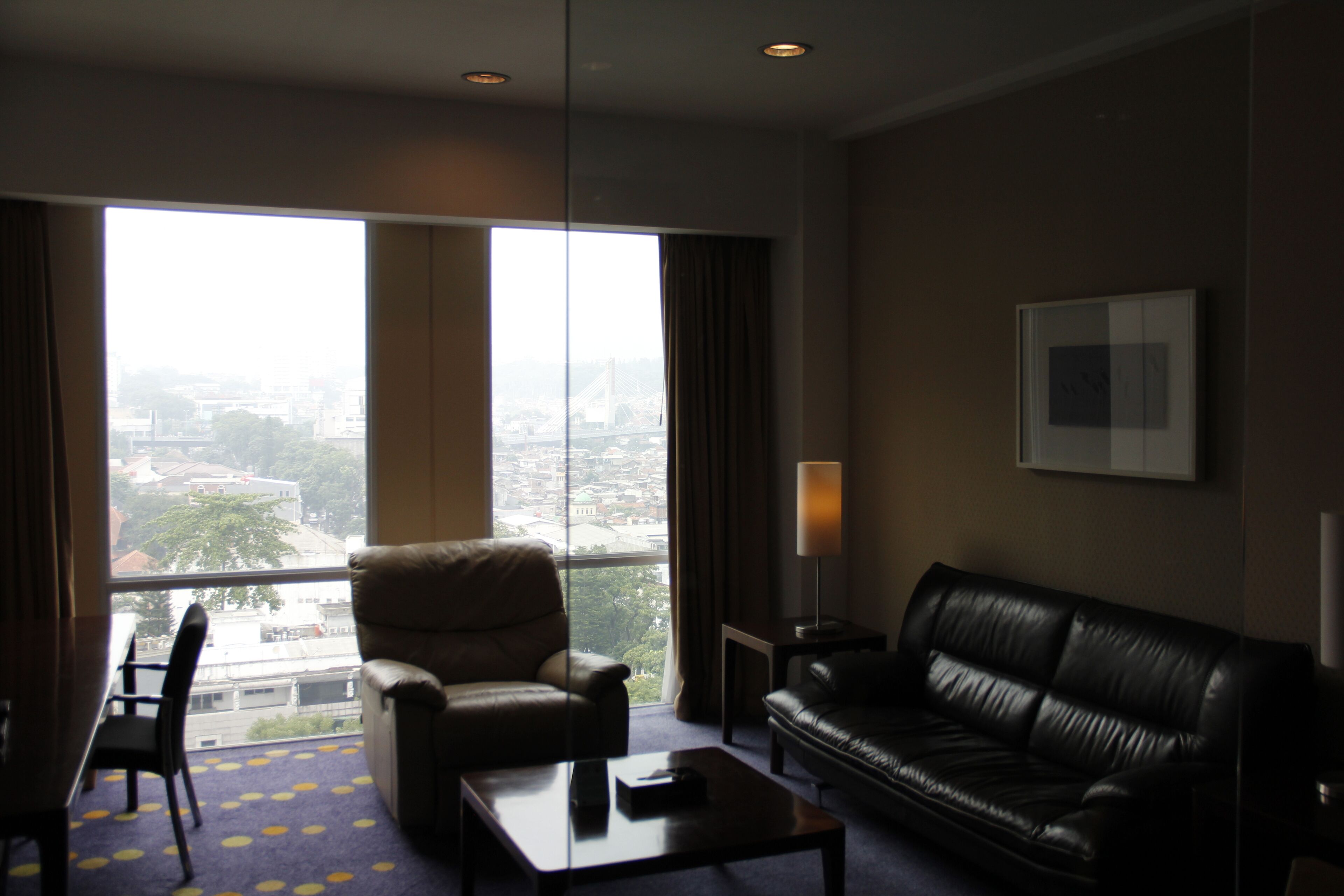 junior suite, 1 king bed | city view