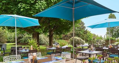 Kyriad Direct Le Bourget - Gonesse