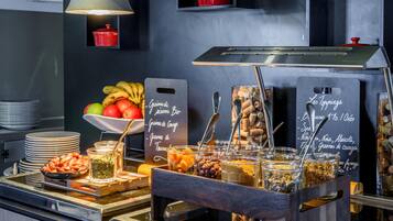 Daily buffet breakfast (EUR 13.90 per person)