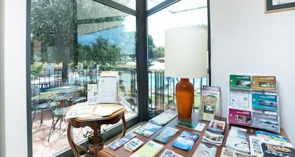 Terra Umbra Hotel