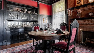 Desayuno completo incluido todos los días