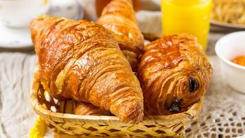 Tägliches kontinentales Frühstück gegen Gebühr