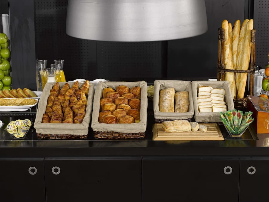 Dinner served, French cuisine