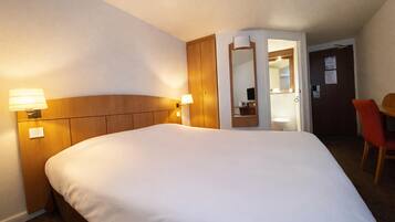Ropa de cama de alta calidad y escritorio