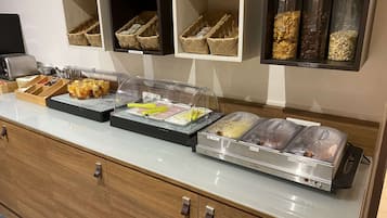 Daily buffet breakfast (EUR 12.9 per person)