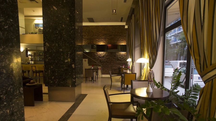 Davitel Tobacco Hotel