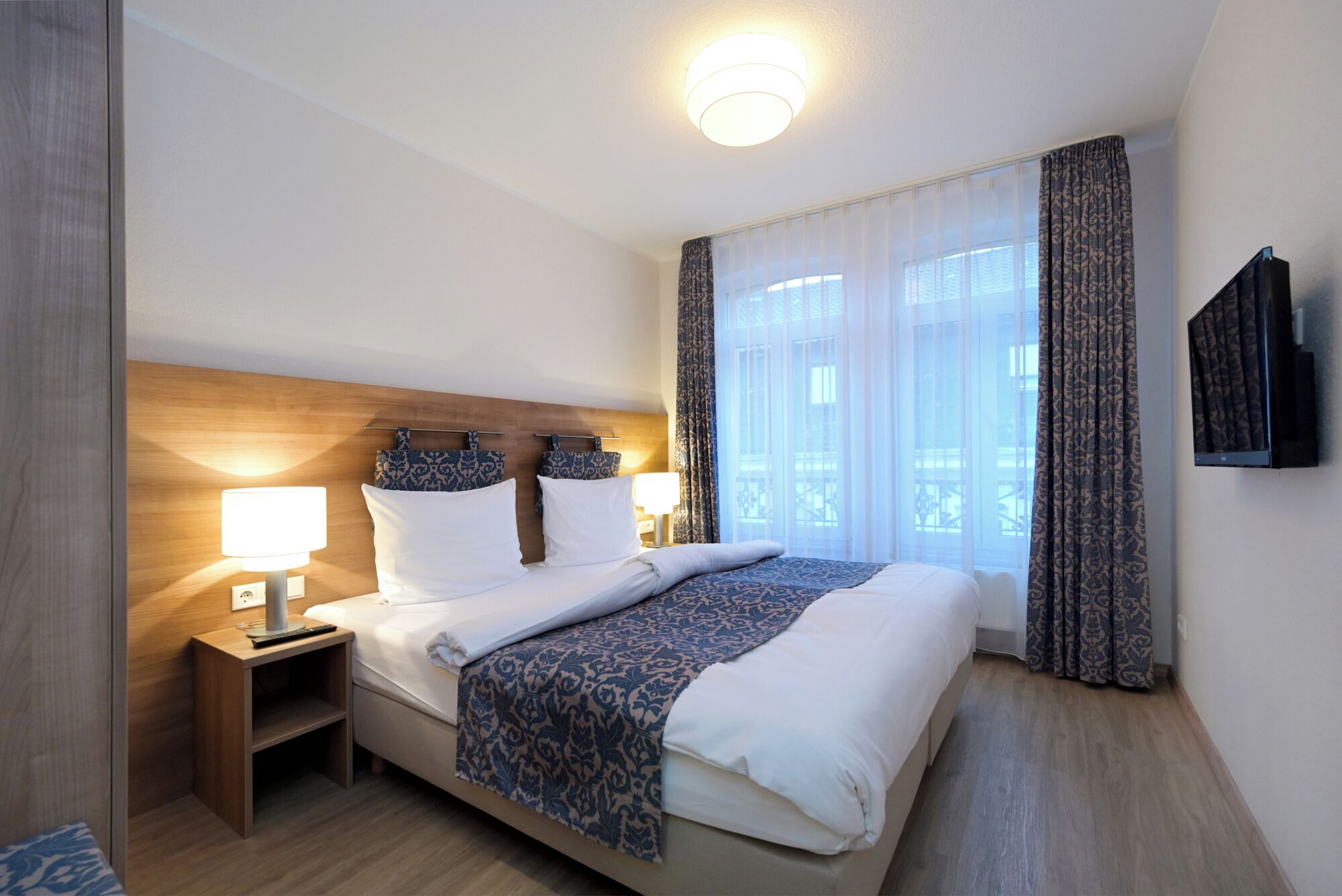 Comfort Apartment, Kitchen, Annex Building (Wormser Str. 11)