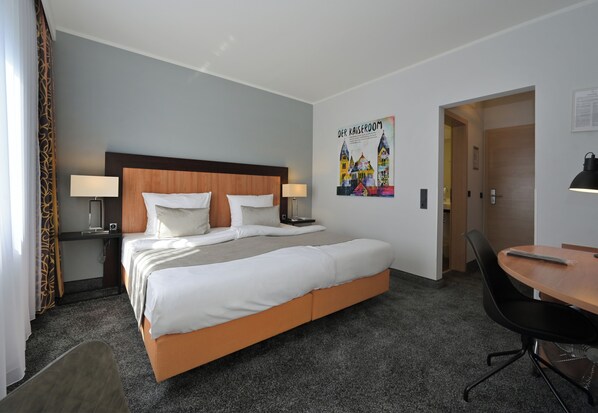 Comfort Room - Size: M(edium) | Hypo-allergenic bedding, in-room safe, desk, laptop workspace - Hotel & Living Am Wartturm (Speyer)