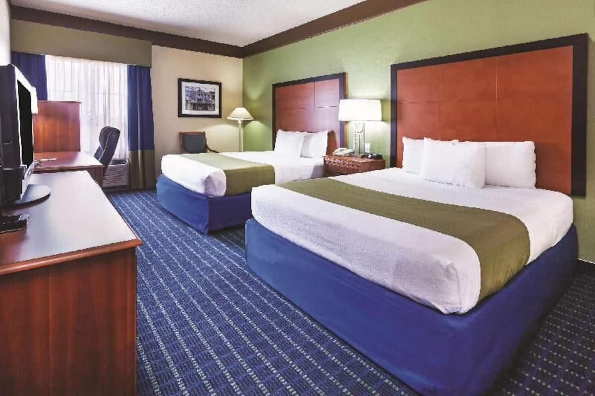 Premium bedding, desk, blackout curtains, iron/ironing board