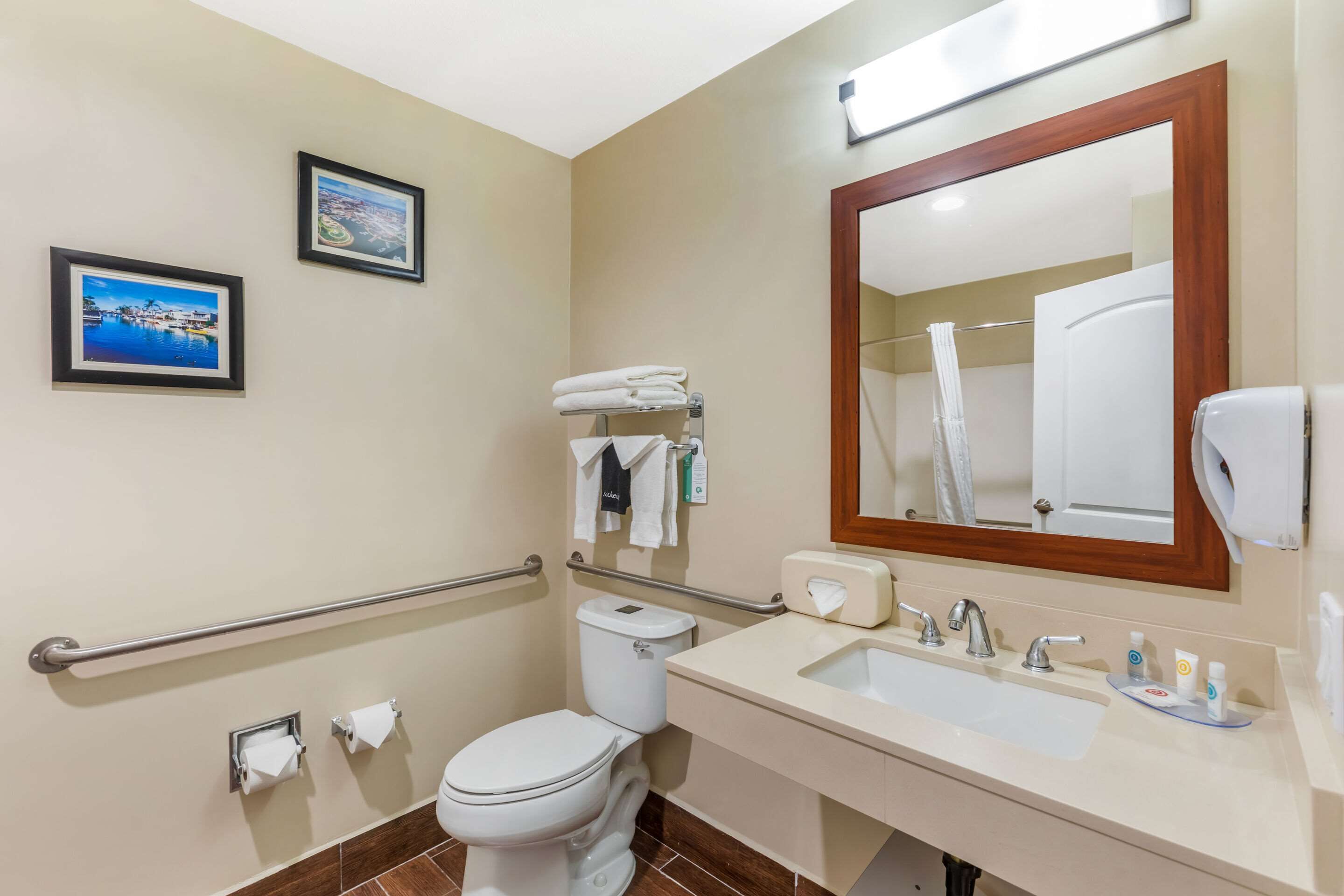 Foto - Comfort Inn Monterey Park - Los Angeles