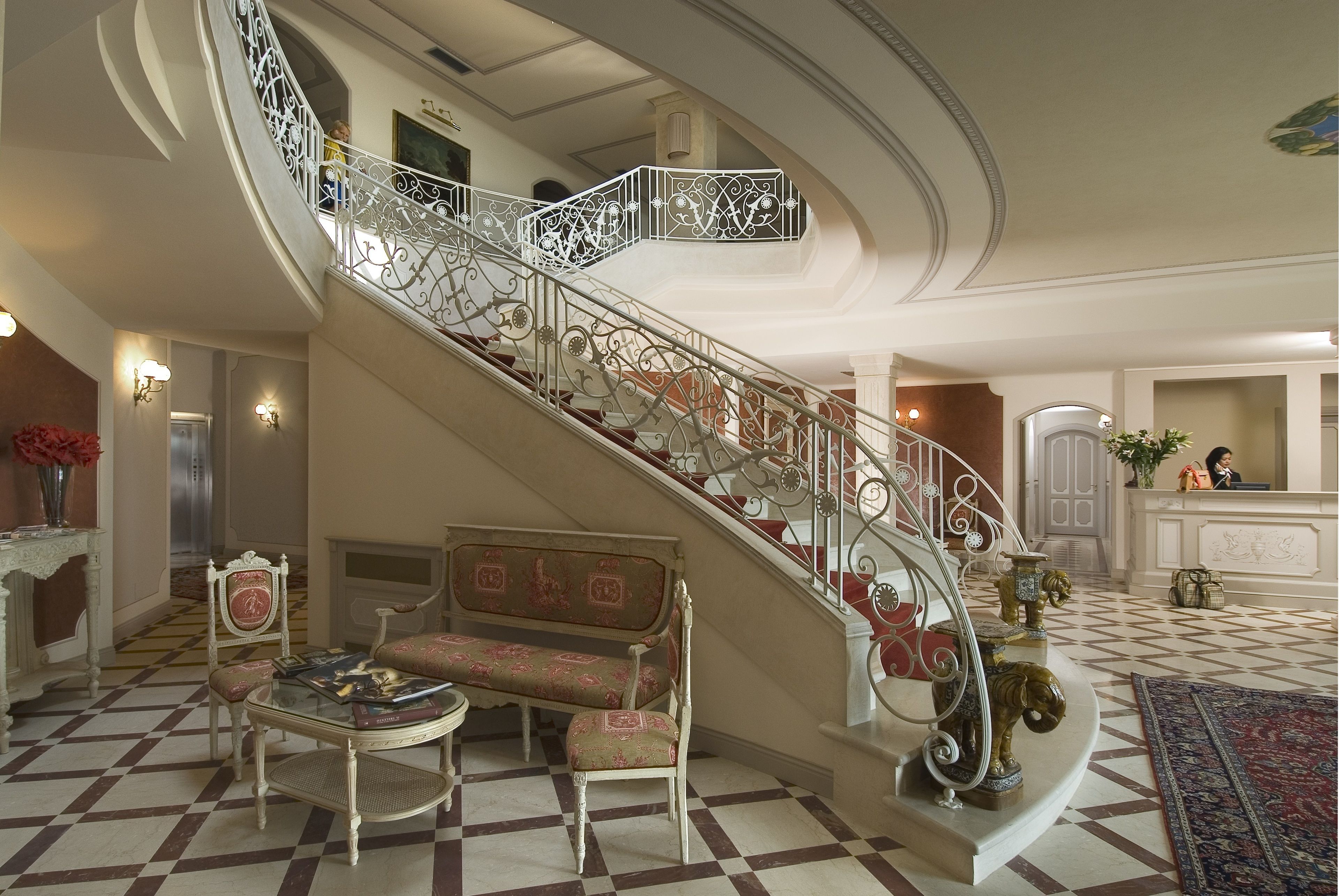 Check-in/check-out kiosk