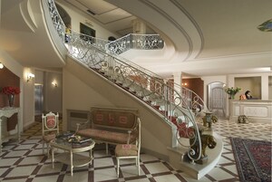 入住/退房自助服务终端