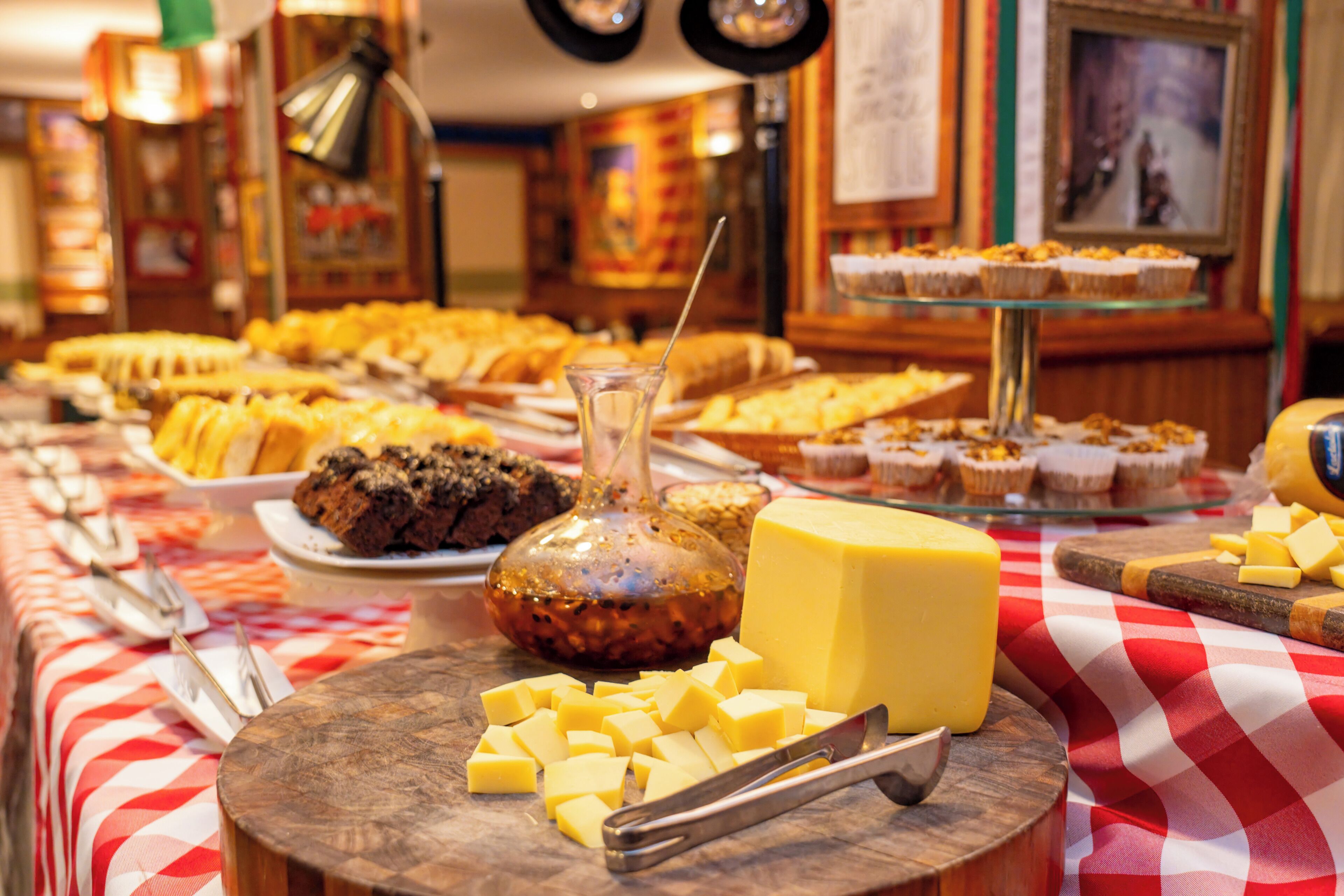 Desayuno buffet todos los días (con cargo) 
