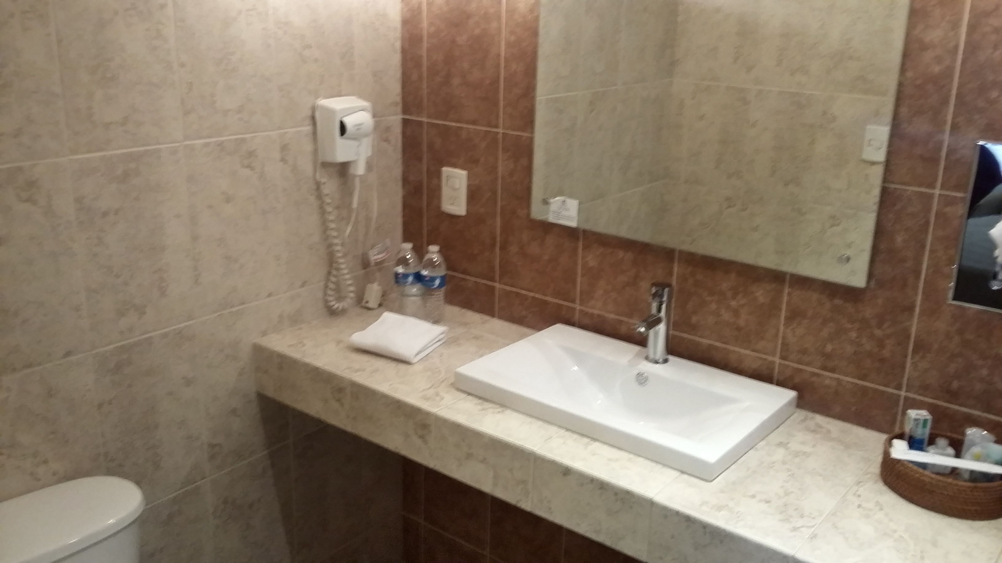 double room | bathroom | shower, free toiletries, hair dryer, towels