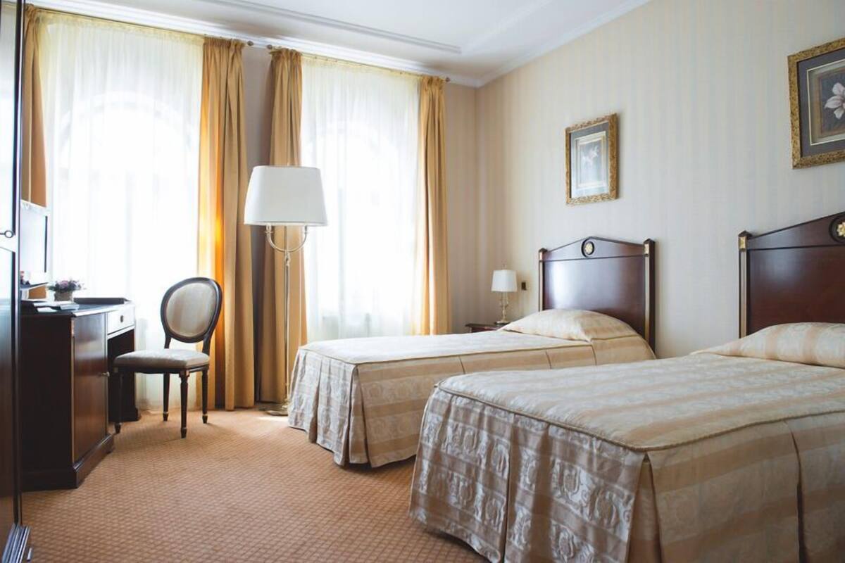 Standard Twin Room | Bar mini, peti besi dalam bilik, katil bayi/kot (percuma)
