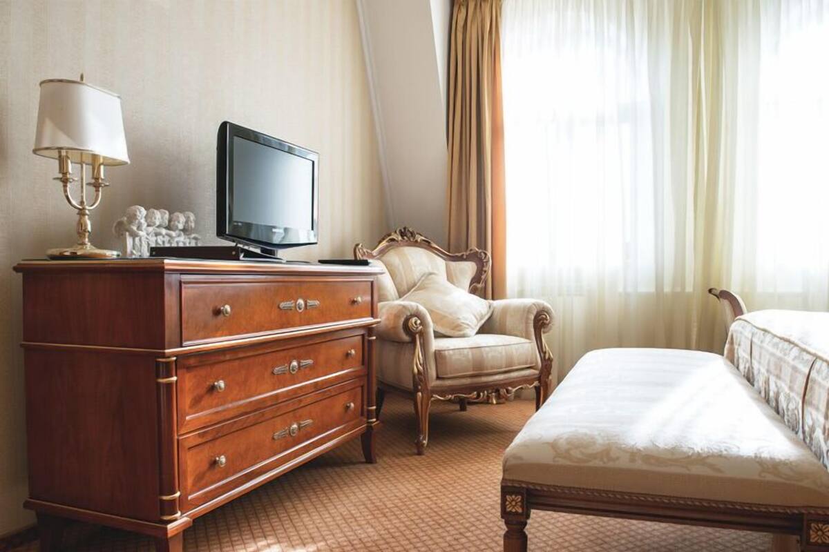 Phòng Suite Junior (2 Rooms) | Minibar, két bảo mật tại phòng, nôi (giường cho trẻ sơ sinh) miễn phí