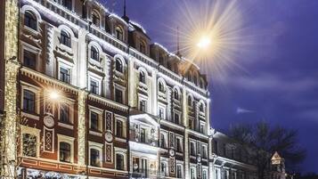 Front of property – evening/night