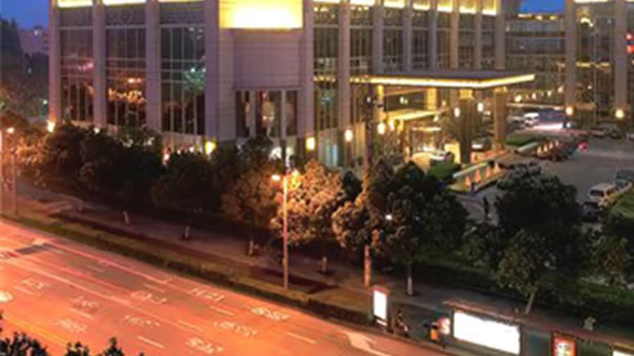 Wyndham Grand Plaza Royale Ningbo