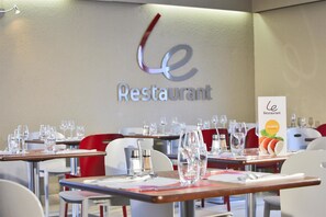 Frühstück, Mittagessen und Abendessen