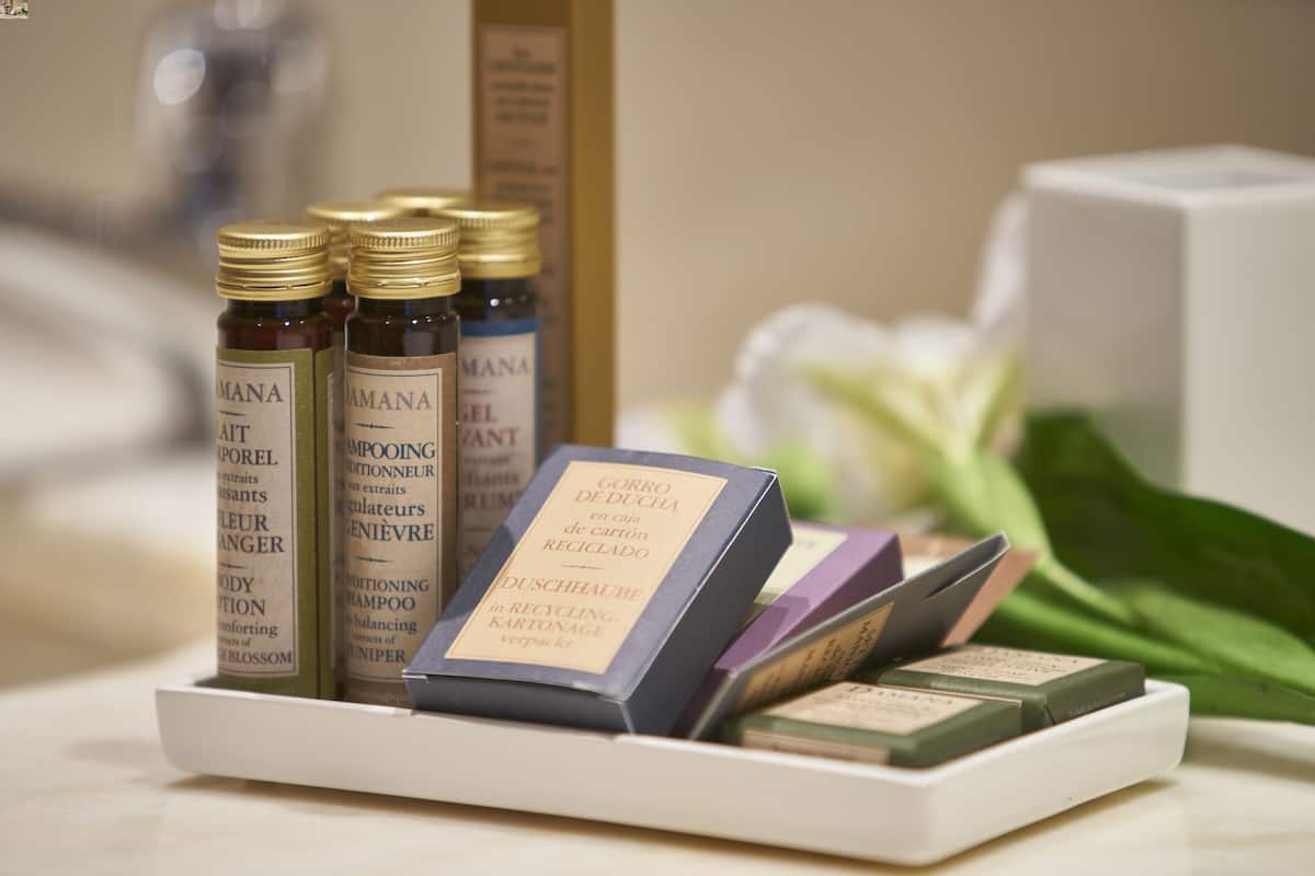 free toiletries, hair dryer, bathrobes, bidet