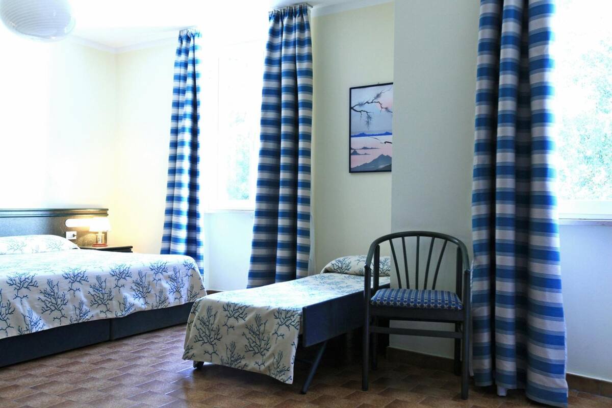 minibar, in-room safe, desk, cots/infant beds