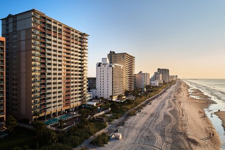 Paradise Resort - Image 8