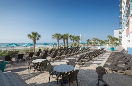 Paradise Resort - Image 15