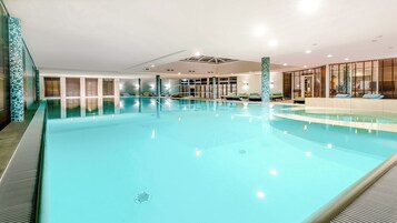 Indoor pool, outdoor pool, open 7:00 AM to 10:00 PM, sun loungers