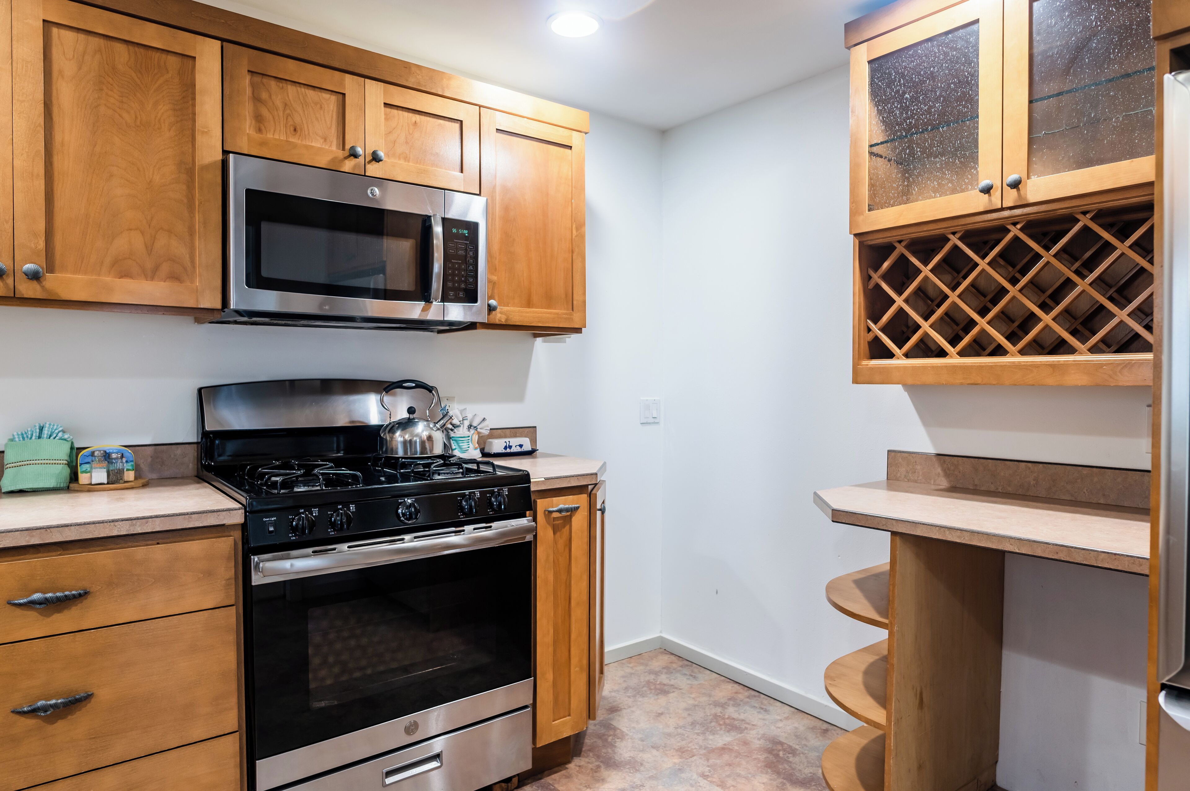 two bedroom loft suite | private kitchen | microwave, coffee/tea maker, toaster, cookware/dishes/utensils