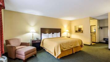 Standard Room, 1 King Bed, Smoking | Premium bedding, pillowtop beds, in-room safe, desk