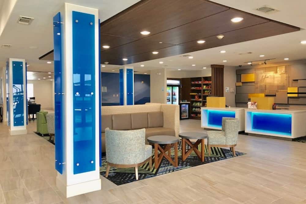 Holiday Inn Express and Suites Longview South I20 by IHG