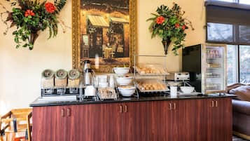 Free daily buffet breakfast