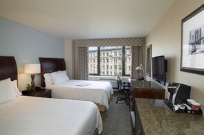 Premium bedding, in-room safe, iron/ironing board - AMTD Idea Tribeca Hotel (New York)