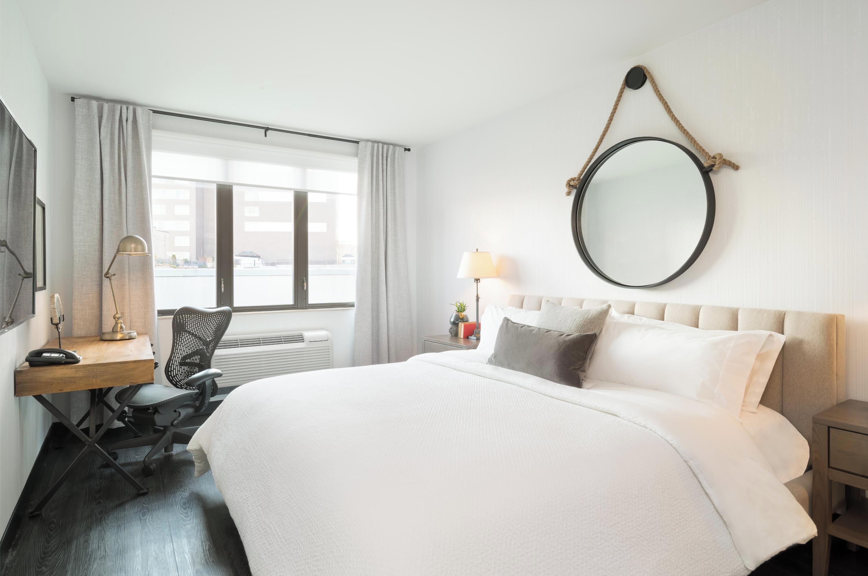 Premium bedding, in-room safe, iron/ironing board, WiFi (free)