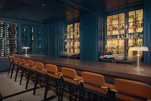 Bar (en la propiedad)