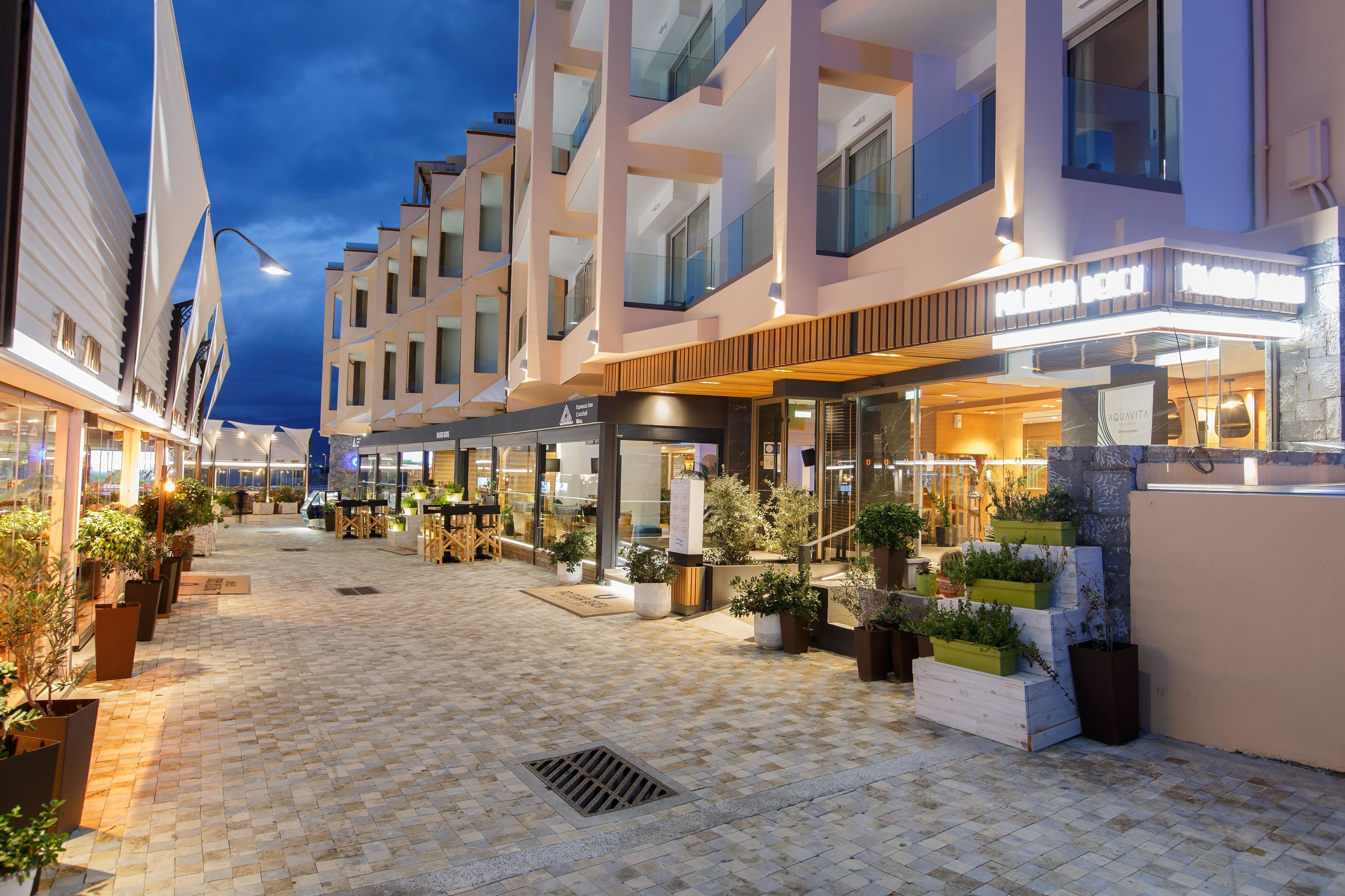 المنشأة من الخارج