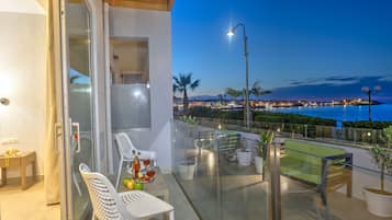 Superior-værelse - havudsigt | 1 soveværelse, allergivenligt sengetøj, pengeskab på værelset