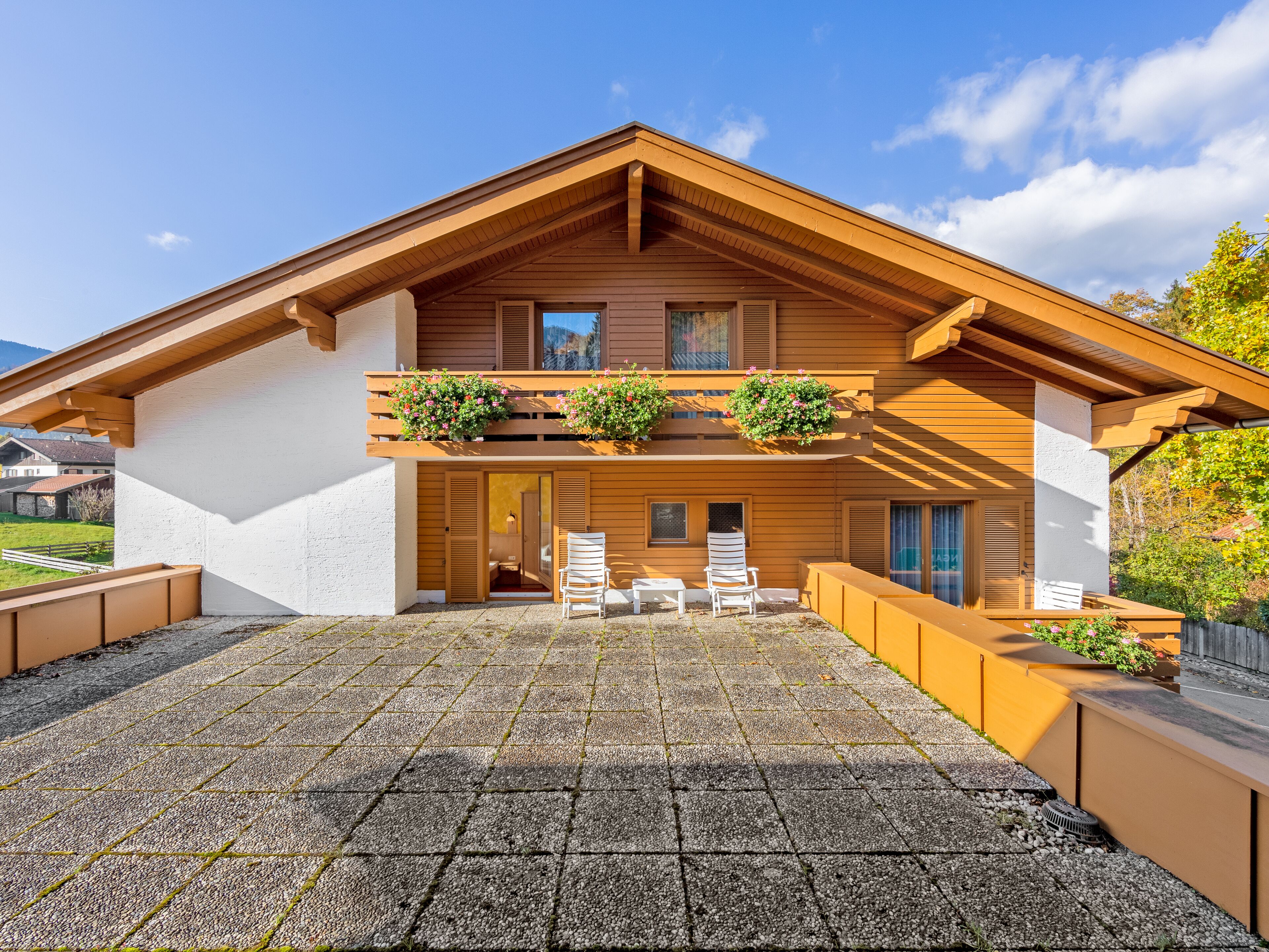 Quadruple Room with Balcony | Terrasse/gårdhave